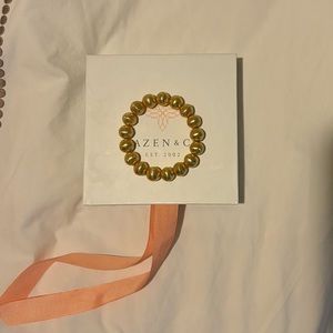 Brand new Hazen and co gold bracelet!